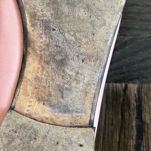 These are AUTHENTIC USED GUCCI Rose Pink Jordan leather loafers size 36.5 - Picture 15 of 16